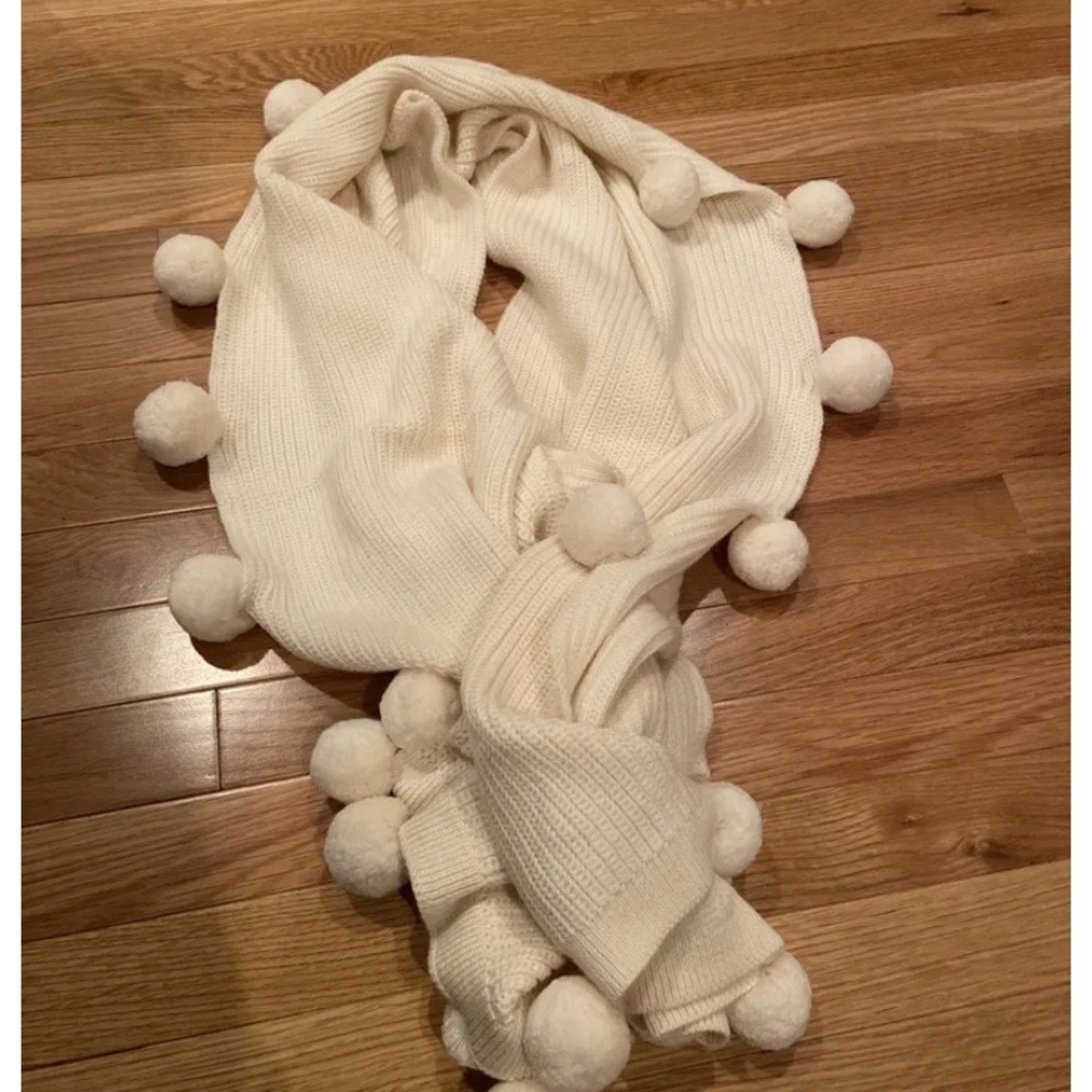 REISS Scarf Pompoms Ivory NEW NWOT 50% Merino Wool Super Soft Luxe 80 x 18